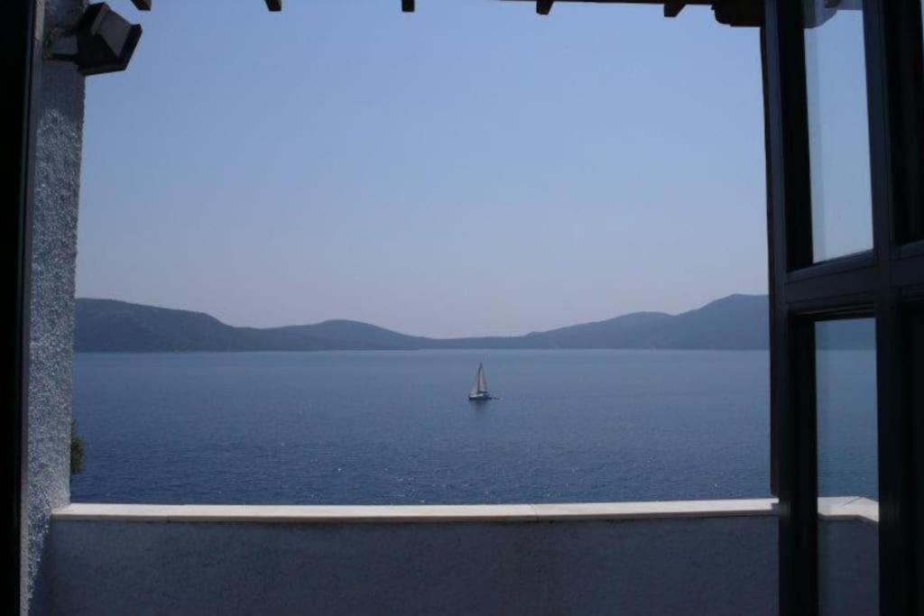 Villa With Breathtaking Views And Private Beach Agios Dimitrios  Zewnętrze zdjęcie