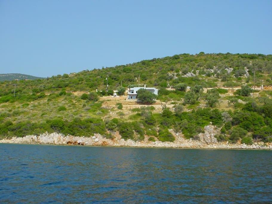Villa With Breathtaking Views And Private Beach Agios Dimitrios  Zewnętrze zdjęcie