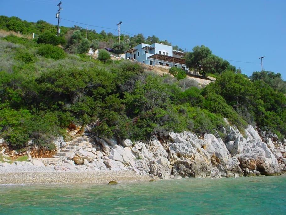 Villa With Breathtaking Views And Private Beach Agios Dimitrios  Zewnętrze zdjęcie